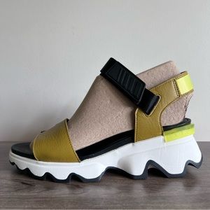 NWOB Sorel Kinetic Dioxide Gold Women's Sandal Size 10